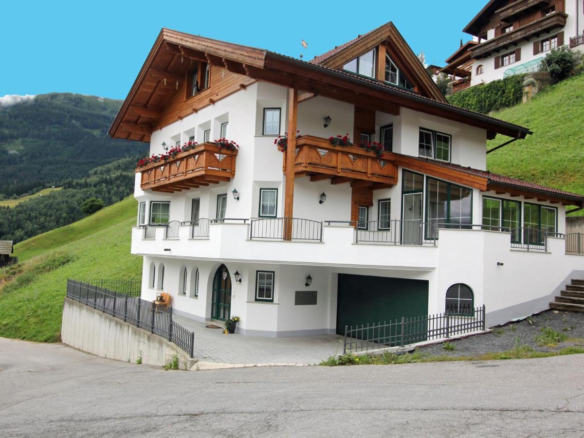Modern Apartment In Hochgallmigg With Balcony Exterior foto